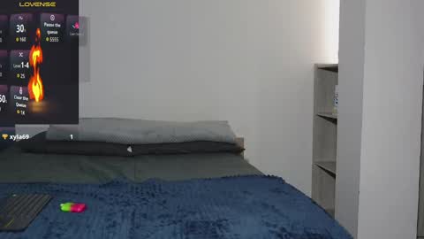 Snapshot of kite__ chatting on October 3, 2025, 3:53 pm kite__ online show from October 3, 2025, 3:53 pm