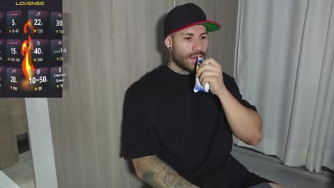 kite__ online show from January 13, 2026, 11:21 pm