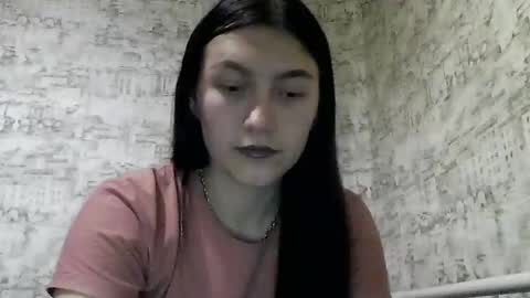 Snapshot of kiti_kitiss chatting on January 14, 2025, 11:53 am kiti_kitiss online show from January 14, 2025, 11:53 am