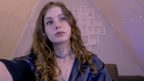 kitkatsweetspot online show from April 13, 2026, 9:09 pm