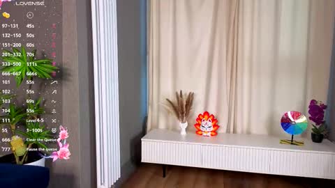 The sexy fox Kitsune online show from February 25, 2026, 5:50 am