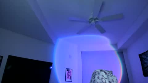 Snapshot of kitsuneserina77 chatting on January 24, 2025, 5:42 am Serina Chan online show from January 24, 2025, 5:42 am