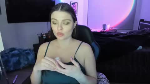 Snapshot of kitsuneserina77 chatting on January 28, 2025, 9:19 am Serina Chan online show from January 28, 2025, 9:19 am