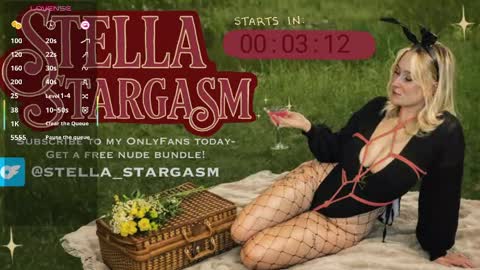 Athena Rose online show from April 10, 2026, 8:02 pm