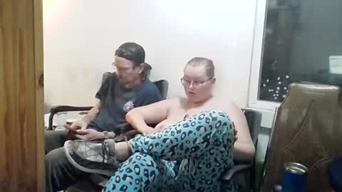 kittenkayla26 online show from November 16, 2025, 9:09 pm