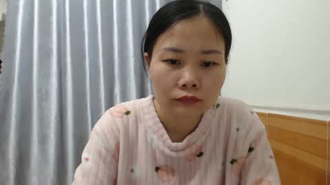 Snapshot of kitti_baby2x chatting on February 6, 2026, 1:32 am kitti_baby2x online show from February 6, 2026, 1:32 am