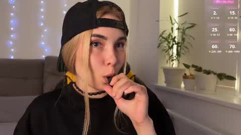 Veronica online show from June 18, 2026, 3:16 pm