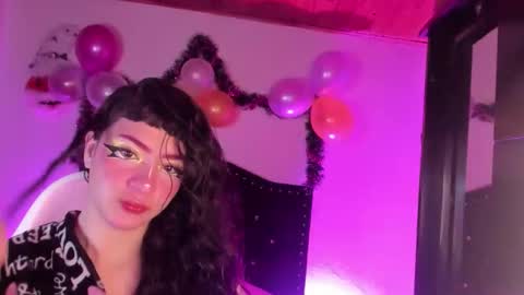 kitty__chs online show from December 20, 2025, 11:28 am