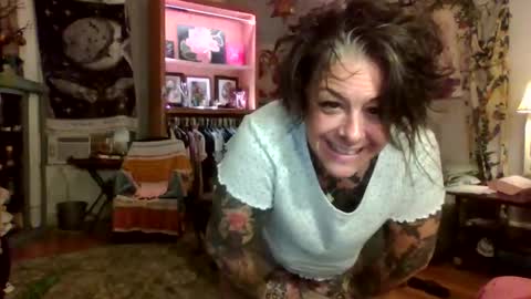 kitty_bang_bang online show from June 11, 2026, 4:21 am