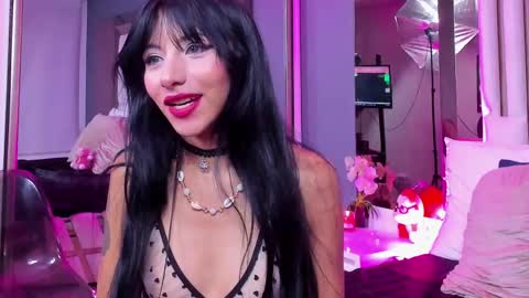 kitty online show from March 5, 2025, 10:43 pm