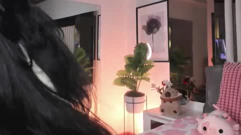 Snapshot of kitty_eliffe chatting on February 5, 2026, 9:41 pm kitty online show from February 5, 2026, 9:41 pm