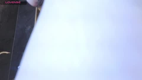 Snapshot of kitty_fox_b chatting on October 20, 2025, 1:00 pm kitty_fox_b online show from October 20, 2025, 1:00 pm