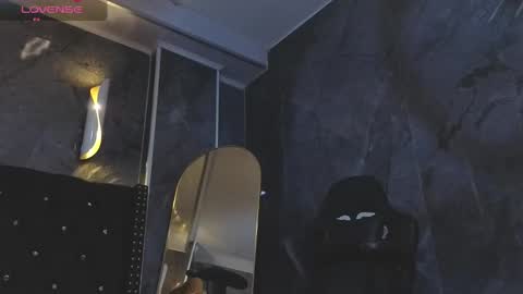 Snapshot of kitty_fox_b chatting on October 24, 2025, 1:29 pm kitty_fox_b online show from October 24, 2025, 1:29 pm