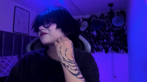 Camila online show from March 25, 2026, 1:55 am