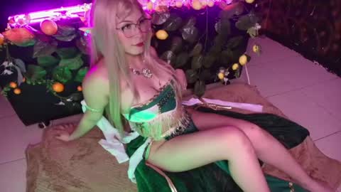 Kitty online show from April 13, 2026, 2:17 am