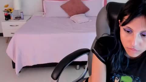 Snapshot of kitty_pam chatting on March 10, 2025, 4:07 am Kitty online show from March 10, 2025, 4:07 am