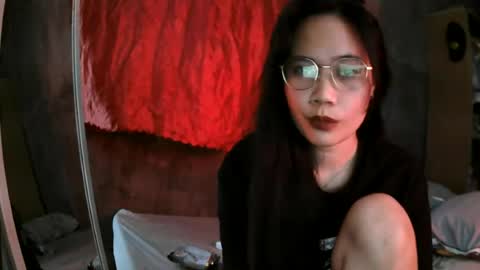 kitty_pussy0416 online show from July 26, 2026, 12:45 pm