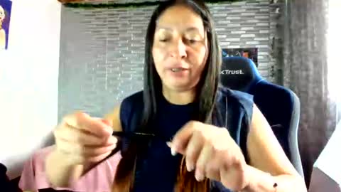 Snapshot of kitty_violet_ chatting on July 22, 2026, 3:15 pm violet online show from July 22, 2026, 3:15 pm
