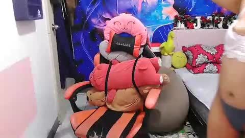 Snapshot of kittybabe19 chatting on February 10, 2026, 9:35 am SEXYASS69 online show from February 10, 2026, 9:35 am