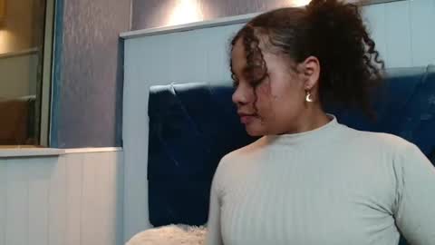 Snapshot of kittybrookex chatting on February 6, 2025, 8:34 pm Valery online show from February 6, 2025, 8:34 pm