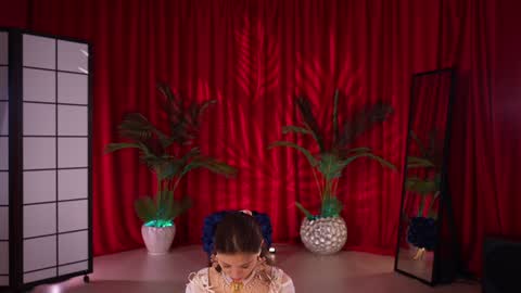 Snapshot of kittycaitlin chatting on October 14, 2025, 11:27 pm Katya online show from October 14, 2025, 11:27 pm