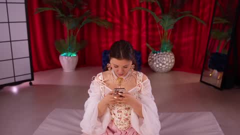 Snapshot of kittycaitlin chatting on October 15, 2025, 5:24 pm Katya online show from October 15, 2025, 5:24 pm