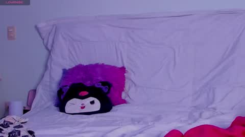 KittyChanel online show from November 30, 2025, 4:38 am