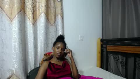 Snapshot of kittyfay_ chatting on May 3, 2026, 11:00 pm Fay online show from May 3, 2026, 11:00 pm