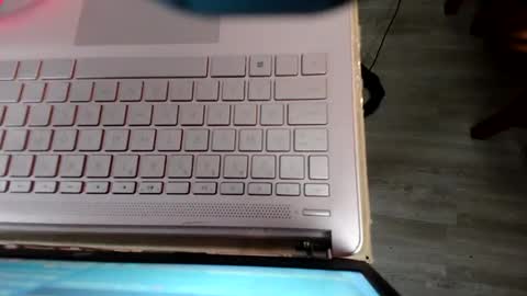 Snapshot of kittykat_1999 chatting on February 21, 2025, 10:26 pm kittykat 1999 online show from February 21, 2025, 10:26 pm