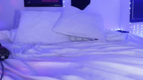 Bella Blue BBW online show from January 18, 2025, 10:28 pm