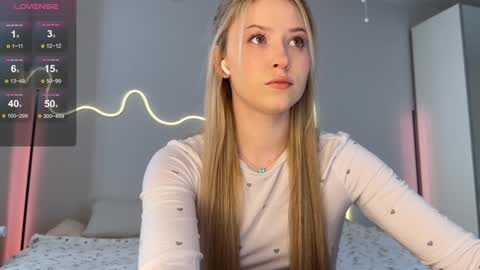 Monika online show from February 6, 2026, 7:12 am