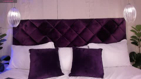 Kitty online show from April 2, 2026, 12:25 pm