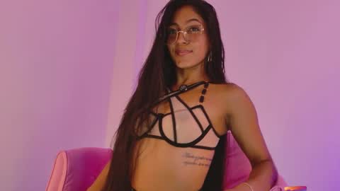 Snapshot of kittymyers_ chatting on May 11, 2026, 2:45 pm kittymyers_ online show from May 11, 2026, 2:45 pm