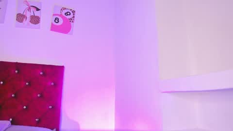 kitty online show from June 25, 2026, 6:34 pm