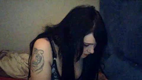 Snapshot of kittytats21 chatting on April 2, 2026, 10:51 pm SummerT online show from April 2, 2026, 10:51 pm