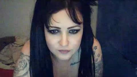 Snapshot of kittytats21 chatting on April 4, 2026, 11:02 pm SummerT online show from April 4, 2026, 11:02 pm