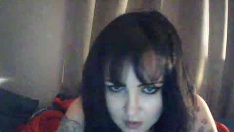 Snapshot of kittytats21 chatting on April 21, 2026, 11:29 pm SummerT online show from April 21, 2026, 11:29 pm