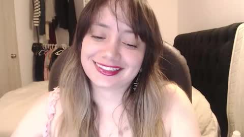 Snapshot of kittywantslove23 chatting on March 4, 2026, 12:38 am kittywantslove23 online show from March 4, 2026, 12:38 am