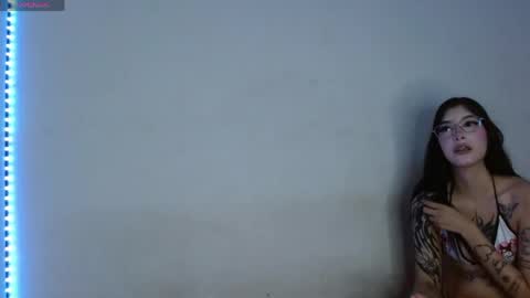 kittyxshady online show from May 18, 2026, 3:02 am