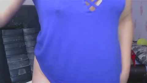 Snapshot of kittyybeauty chatting on March 5, 2025, 8:10 am KittyyBeauty online show from March 5, 2025, 8:10 am