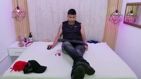 Luisa y Jairo online show from November 8, 2025, 12:27 pm