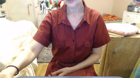 Snapshot of kiuminberry chatting on June 13, 2026, 12:47 pm KiuminBerry online show from June 13, 2026, 12:47 pm