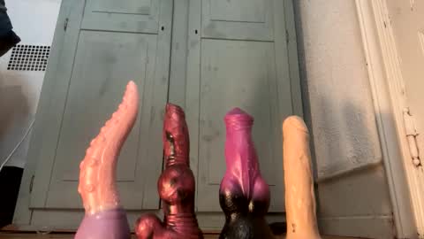 klamstrakur1 online show from September 9, 2025, 12:15 pm