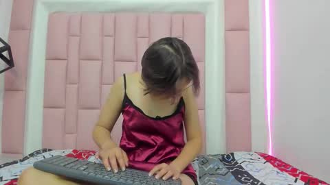 Snapshot of klaret_toy chatting on September 27, 2025, 1:05 pm Klaret online show from September 27, 2025, 1:05 pm