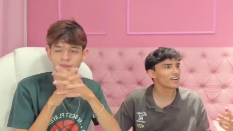 Snapshot of klaus_sunrise_xx chatting on December 23, 2024, 2:13 am KLAUS online show from December 23, 2024, 2:13 am