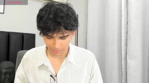 Snapshot of klaus_sunrise_xx chatting on January 16, 2025, 6:03 am KLAUS online show from January 16, 2025, 6:03 am