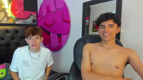 Snapshot of klaus_sunrise_xx chatting on January 17, 2025, 10:01 pm KLAUS online show from January 17, 2025, 10:01 pm