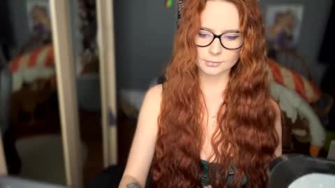 Snapshot of klementinagirl chatting on December 14, 2024, 9:02 pm Klementinafanslyklementina6661 online show from December 14, 2024, 9:02 pm