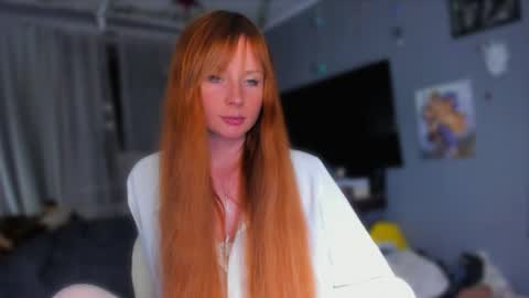 Klementinafanslyklementina6661 online show from May 15, 2026, 9:00 pm