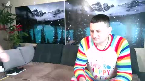 Snapshot of kleosnow chatting on January 29, 2025, 5:45 pm Kleosnow online show from January 29, 2025, 5:45 pm